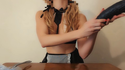 Die Amateur-Maid Miele Blanco erfüllt ihre Rollenspiel-Fantasie mit dem Gärtner und dem Vermieter - eine wilde JOI-Sitzung