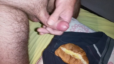 Eating cum on food, big cumshot, большой член