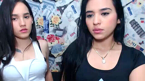 Private lesbian show with Latina babes exhibition