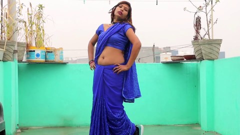 Young desi bhabhi's car adventure turns steamy across various locations!