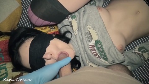 Threesome cumshot, gobbling, vags