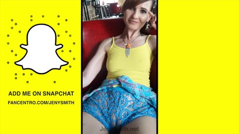 El travieso show de Snapchat de Jeny Smith muestra medias crudas, exhibicionismo público y más