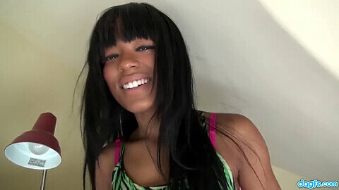 Ebony beauty Tila finishes her piano lesson with a point of view facial