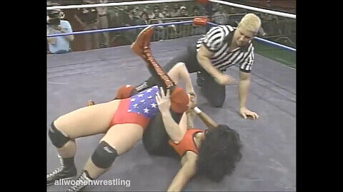 Interracial beatdown, kink, women wrestling