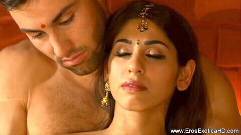 Desi gold xxx couple, indian romantic barish, top xxx couple indian