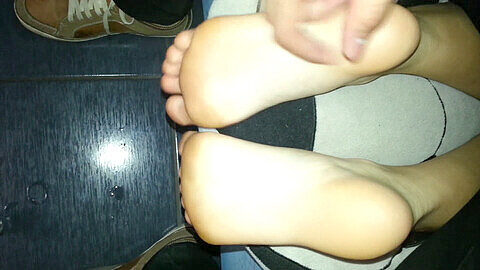 Amateur feet tickling, tickling girlfriend, foot