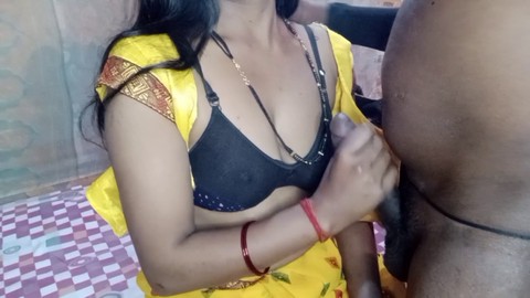 Ardiente Bhabhi gujarati en saree follada intensamente