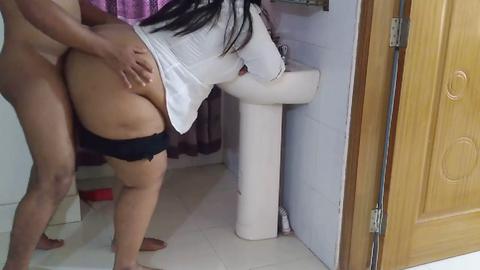 Innocent 18yo Indian schoolgirl gets fucked by a caretaker at home in her school uniform!