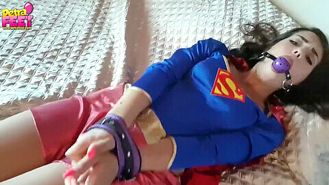 Superheriones, jill valentine cosplay tickle, petra tickling