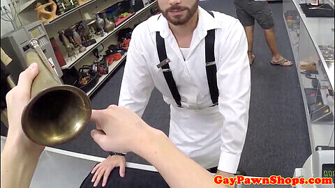 Amateur guy's ass pounded by broker for cash - Gay pawn action!