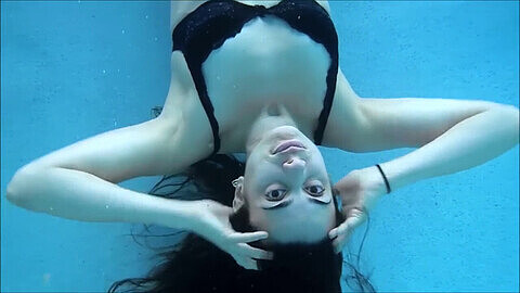 Sensual underwater kink with enchanting EBP mermaids