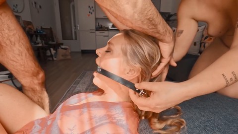 신음 소리가 큰 절정, 거유, 보빨